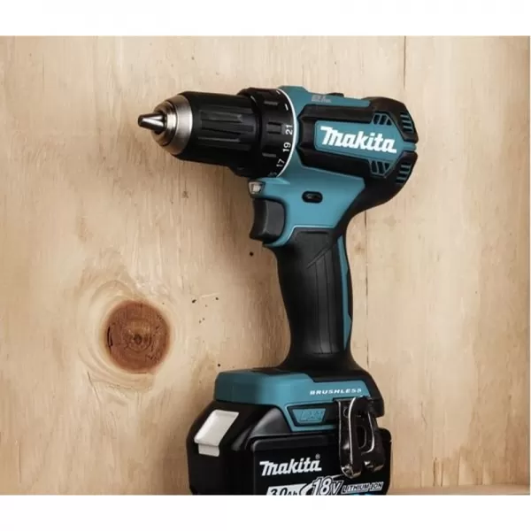 Aku bezuhlíkový šroubovák 18V 2x3,0Ah Makita DDF485RFJ