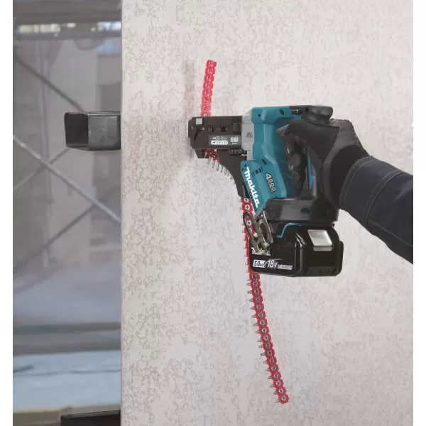 Aku šroubovák se zásobníkem 18V bez aku Makita DFR453Z