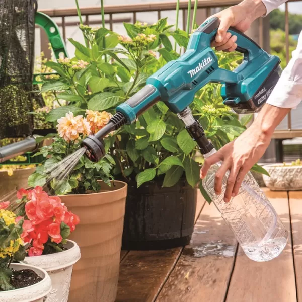 Aku tlaková myčka Li-ion LXT 18V bez aku Makita DHW180Z