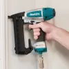 Pneumatická sponkovačka Makita AT638A