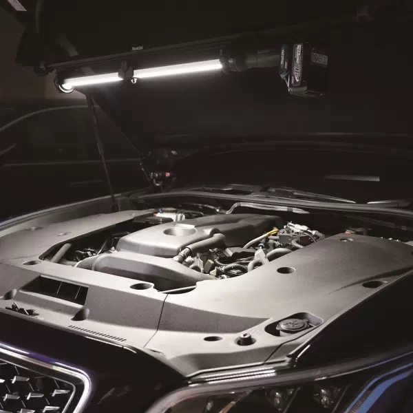 Aku LED svítilna Li-ion XGT 40V bez aku Makita ML012G