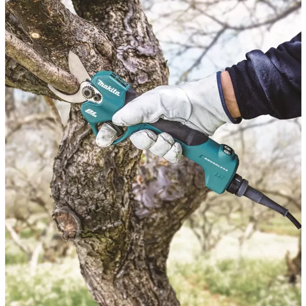 Aku nůžky na vinnou révu Li-ion LXT 18V bez aku Makita DUP180Z