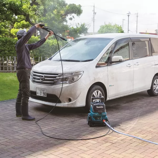 Aku vysokotlaká myčka Li-ion XGT 40V bez aku Makita HW001GZ