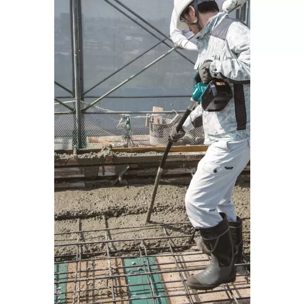 Aku přístroj ke zhutňování betonu Li-ion XGT 40V bez aku Makita VR001GZ