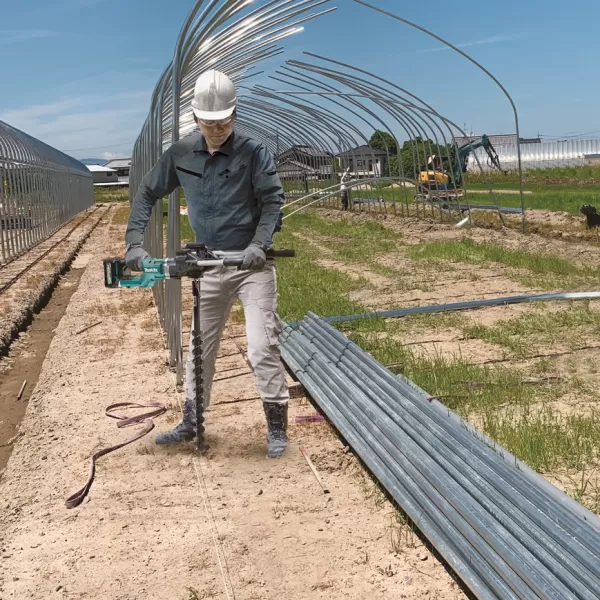 Aku půdní vrták Li-ion XGT 40V bez aku Makita DG002GZ