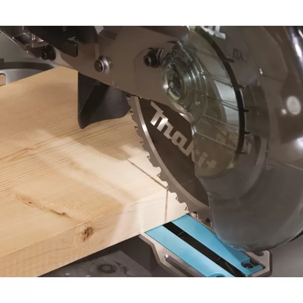 Aku pokosová pila 216mm Li-ion XGT 40V bez aku Makita LS002GZ01