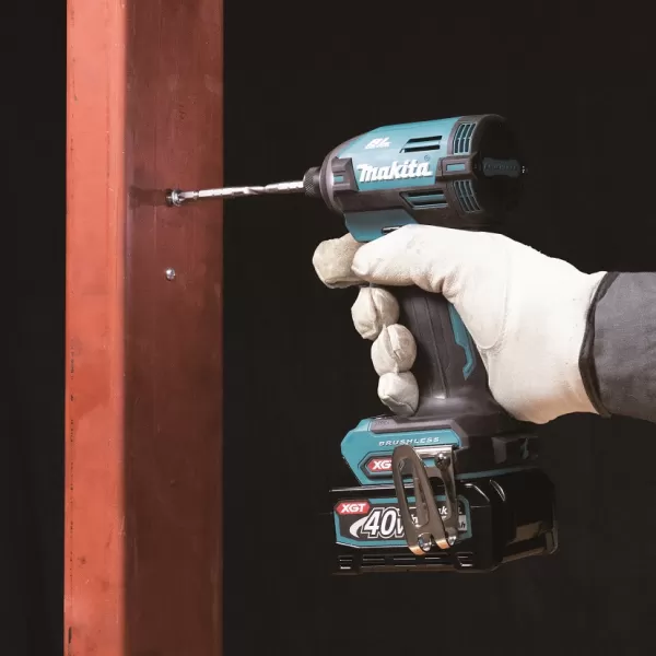 Aku rázový šroubovák 1/4"Li-ion XGT 40V bez aku Makita TD003GZ