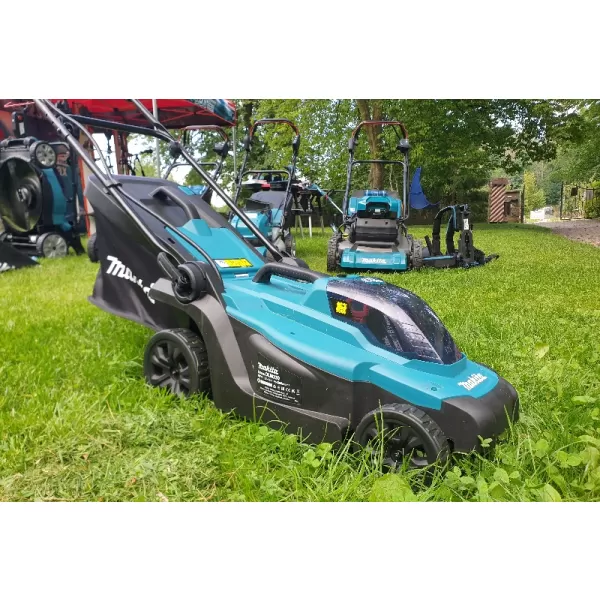 Aku sekačka 330mm Li-ion LXT 18V bez aku Makita DLM330Z