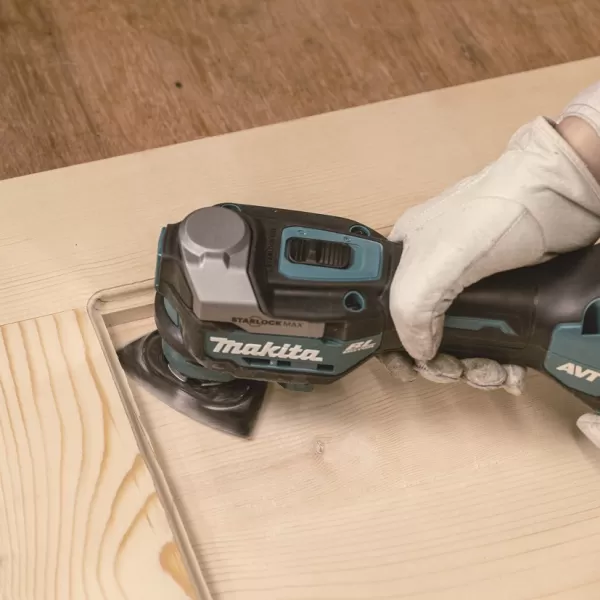 Aku MultiTool STARLOCK MAX Li-ion XGT 40V bez aku Makita TM001GZ